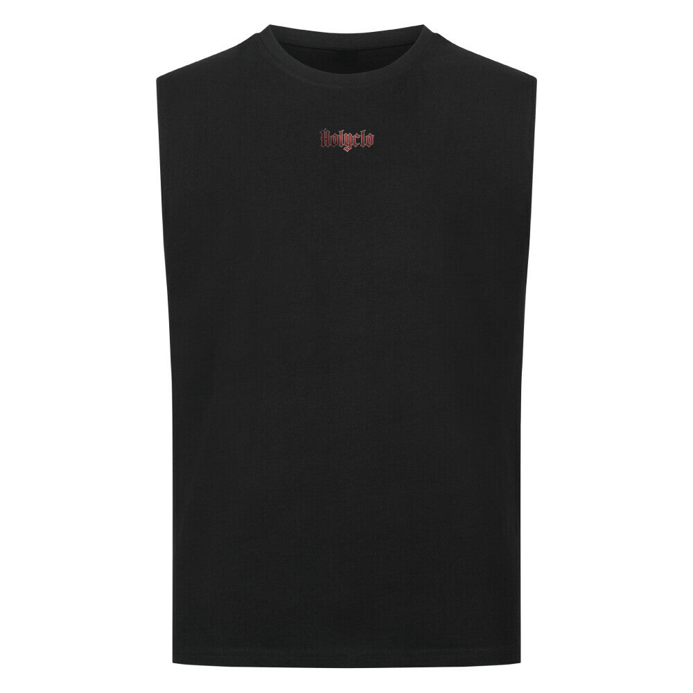 Child of God Oversized Tank in Schwarz mit kleinem rotem Holyclo-Logo auf der Vorderseite.
